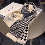 New Arrivals Chanel Cashmere Scarf in 200480