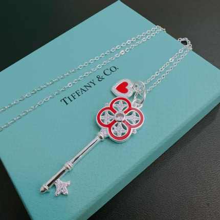 New Arrivals Tiffny Necklace in 201084