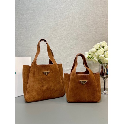 New Arrivals Prada Handbags For Women in 201218