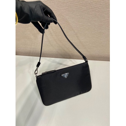 New Arrivals Prada Handbags For Women in 201222