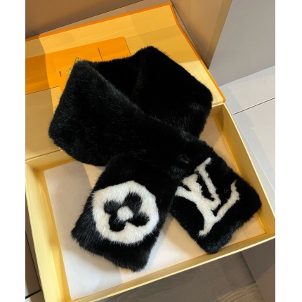 New Arrivals Louis Vuitton Fur Scarf in 201225