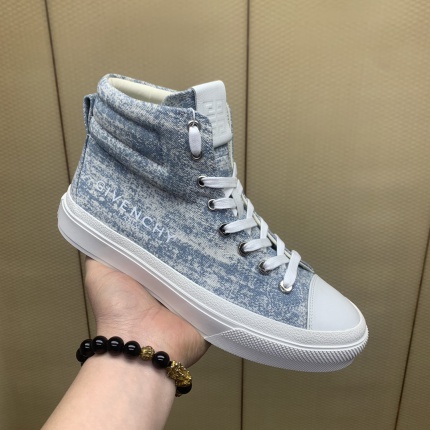 New Arrivals High quality Givenchy Sneakers For Men in 201303