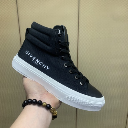 New Arrivals High quality Givenchy Sneakers For Men in 201308