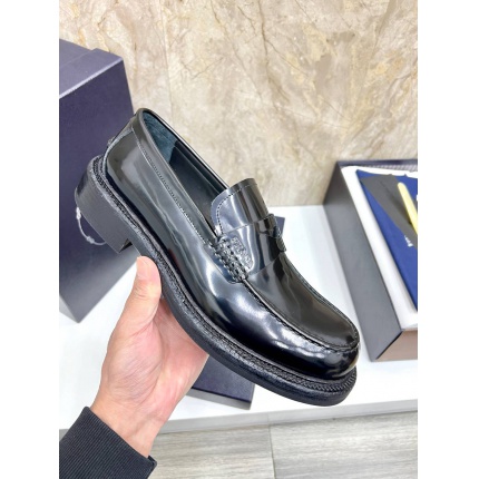 New Arrivals Prada Leather Shoes For Men in 201575