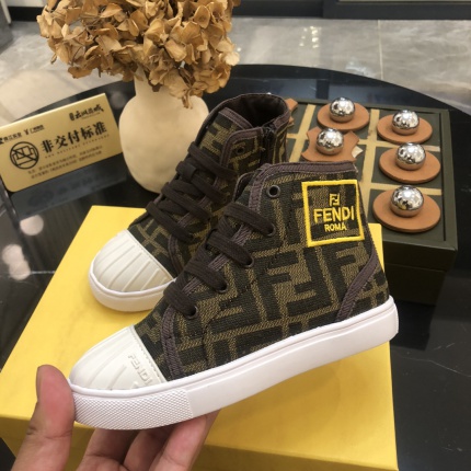 New Arrivals Fendi Kids Shoes in 201680