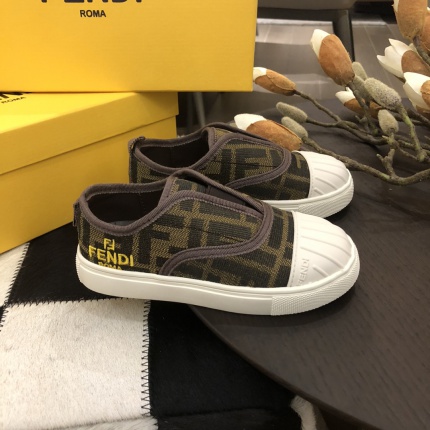 New Arrivals Fendi Kids Shoes in 201686