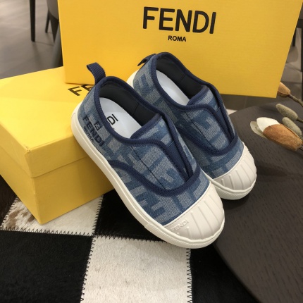 New Arrivals Fendi Kids Shoes in 201687