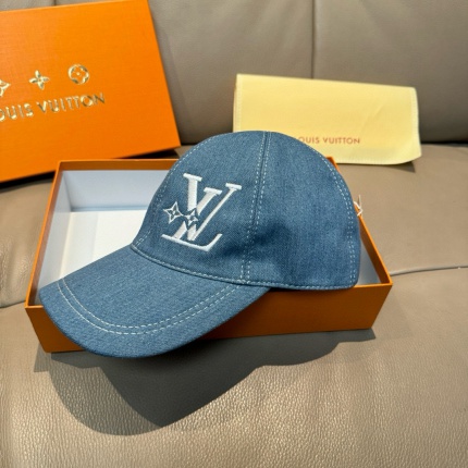 New Arrivals Louis Vuitton AAA quality Hats in 201765