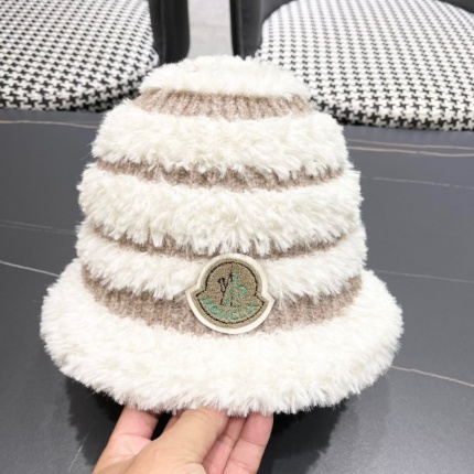 New Arrivals Moncler AAA quality Beanie in 201801