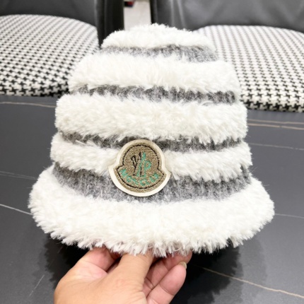 New Arrivals Moncler AAA quality Beanie in 201803