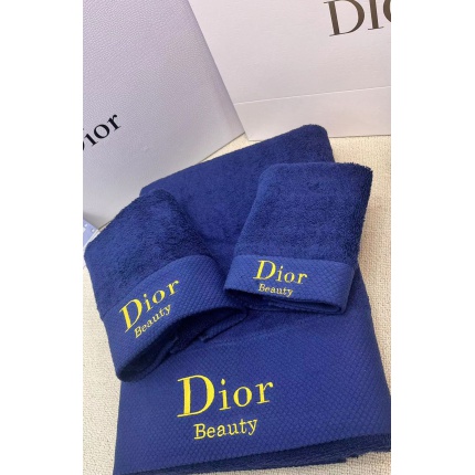 New Arrivals Dior Bath Towels in 201852