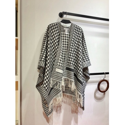 New Arrivals Dior Shawel in 201862