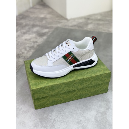 Gucci Casual Shoes For Men in 202102