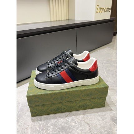 Gucci Casual Shoes For Men in 202112