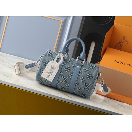 Louis Vuitton AAA quality Mini Handbags in 202121