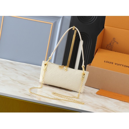 Louis Vuitton AAA quality Mini Handbags in 202126