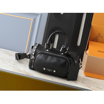 Louis Vuitton AAA quality Mini Handbags in 202137
