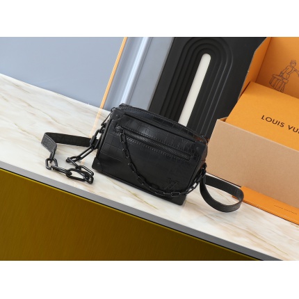 Louis Vuitton AAA quality Mini Handbags in 202139