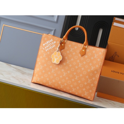 Louis Vuitton AAA quality Handbags in 202174