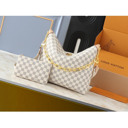 Louis Vuitton AAA quality Handbags in 202178