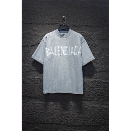 New Arrivals Balenciaga T-shirts in 202258