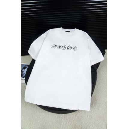 Givenchy T-Shirts for Men in 202288