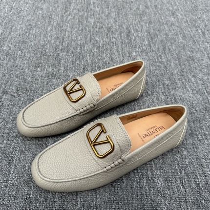 New Arrivals Valentino Real leather Loafers For Men  in 202448
