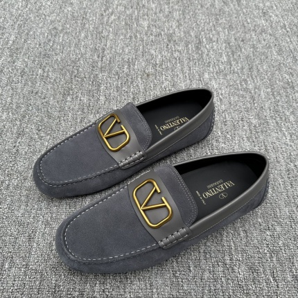 New Arrivals Valentino Real leather Loafers For Men  in 202450