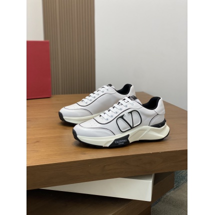 New Arrivals Valentino Top quality Sneakers For Men  in 202469