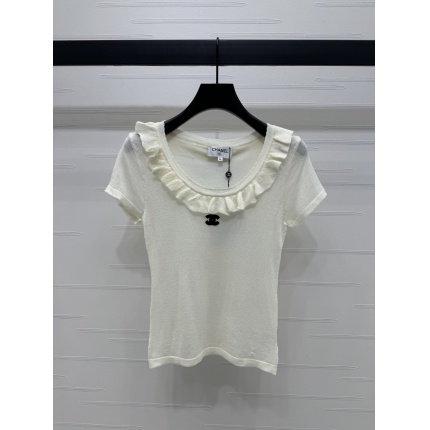 New Arrivals Chanel T-Shirts For Women in 202551