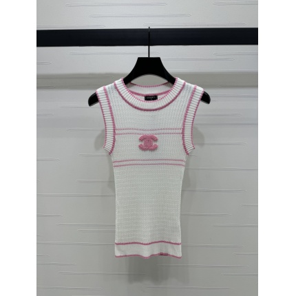 New Arrivals Chanel T-Shirts For Women in 202557