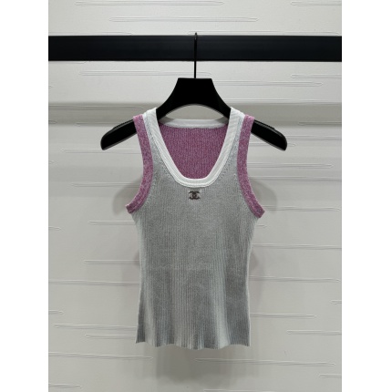 New Arrivals Chanel T-Shirts For Women in 202573