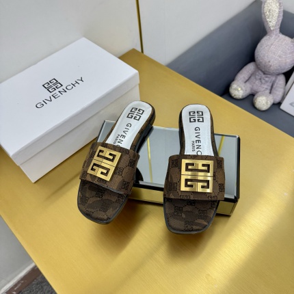 New Arrivals Givenchy Slippers For Women in 202582