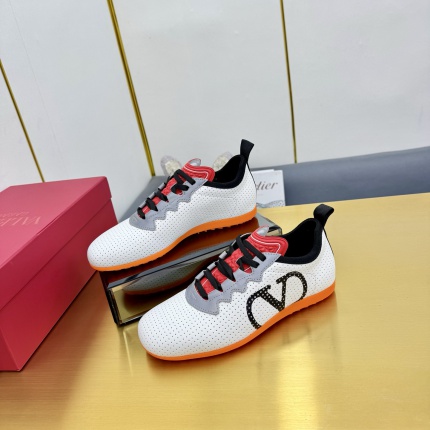 New Arrivals Valentino Training Shoes Size 36-45 in 202588