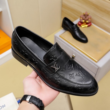New Arrivals Louis Vuitton Dress Shoes For Men in 202620