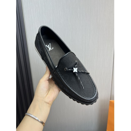 New Arrivals Louis Vuitton Business Dress Shoes For Men in 202646