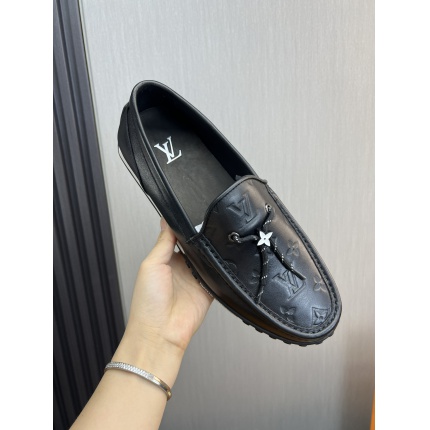 New Arrivals Louis Vuitton Business Dress Shoes For Men in 202648