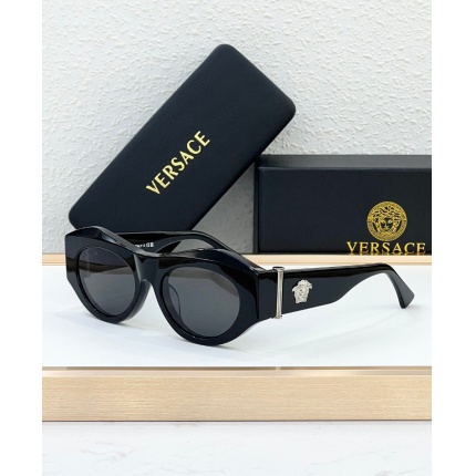 Versace AAA Quality Sunglasses in 202943