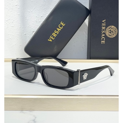 Versace AAA Quality Sunglasses in 202947