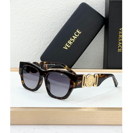 Versace AAA Quality Sunglasses in 202950