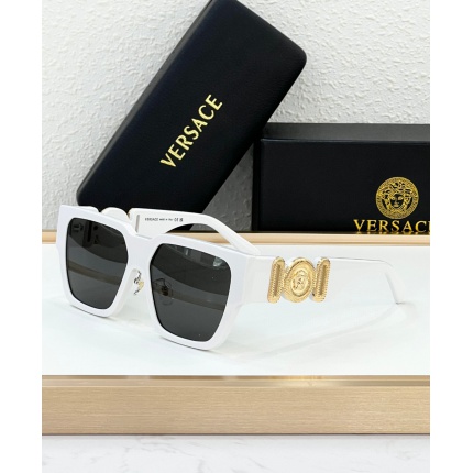 Versace AAA Quality Sunglasses in 202954