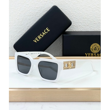 Versace AAA Quality Sunglasses in 202961