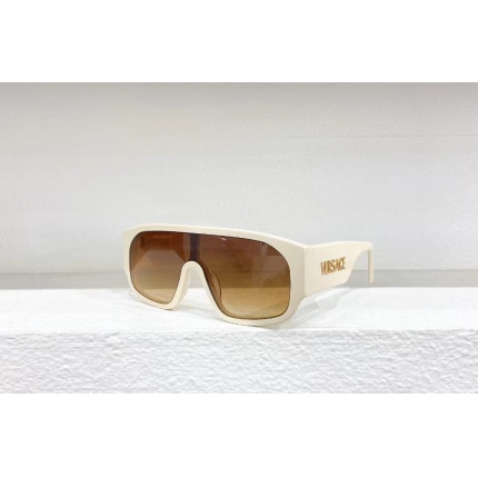 Versace AAA Quality Sunglasses in 202974