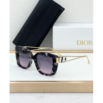 Dior AAA Quality Sunglasses in 203016