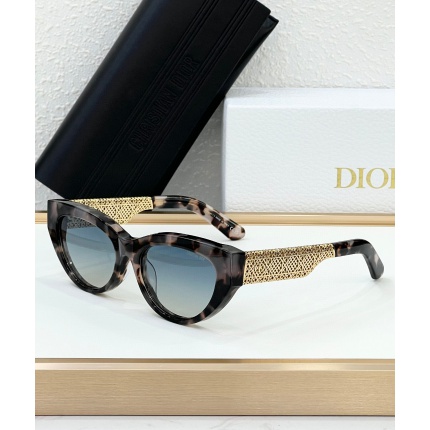 Dior AAA Quality Sunglasses in 203018