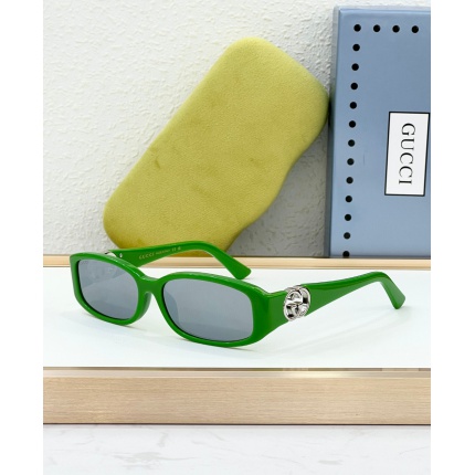 Gucci AAA Quality Sunglasses in 203067