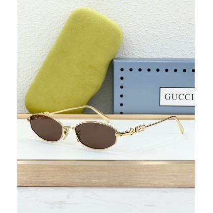 Gucci AAA Quality Sunglasses in 203083