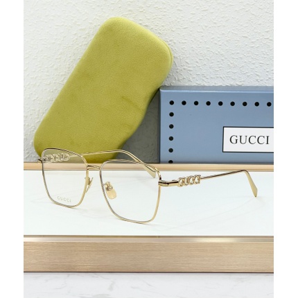 Gucci AAA Quality Sunglasses in 203087