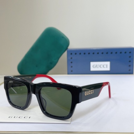 Gucci AAA Quality Sunglasses in 203090