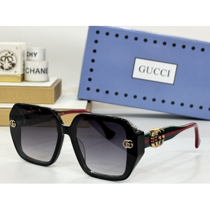 Gucci AAA Quality Sunglasses in 203117